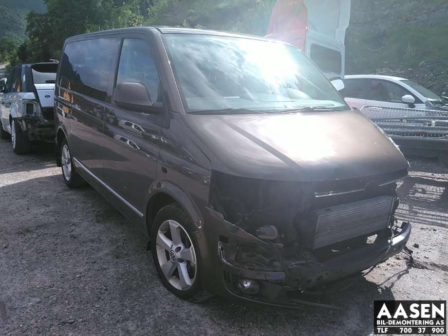 VW Transporter / Caravelle 2009-2015 (Fase 2) (T5) (T5), Motorkode: CFCA, Girkassekode: MKB