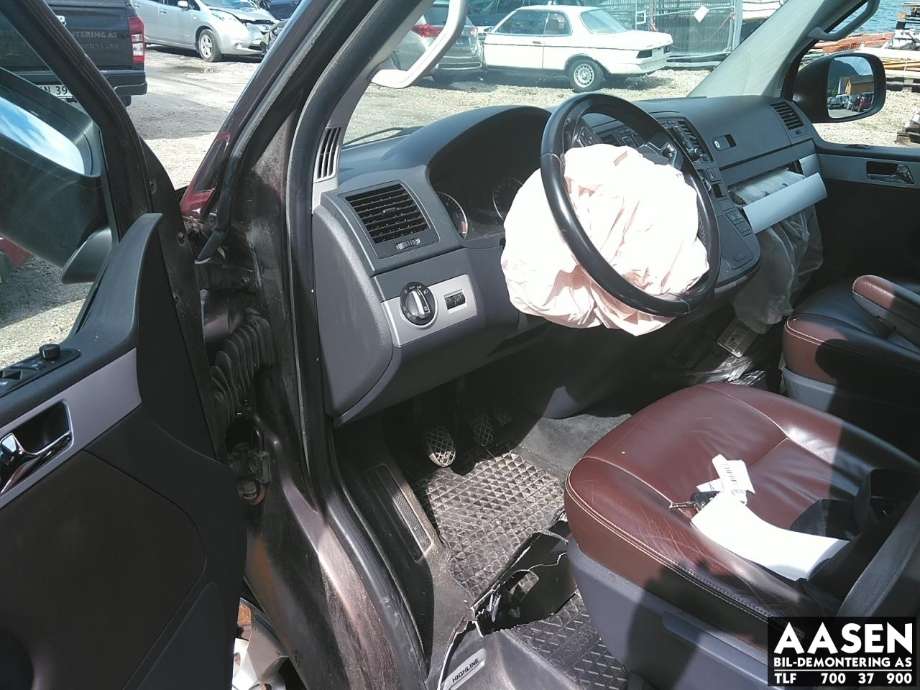 VW Transporter / Caravelle 2009-2015 (Fase 2) (T5) (T5), Motorkode: CFCA, Girkassekode: MKB