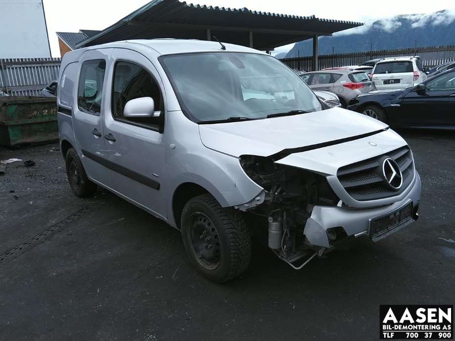 Mercedes Citan 2012-2021 (W415) (W415), Motorkode: K9K B6, Girkassekode: 700710