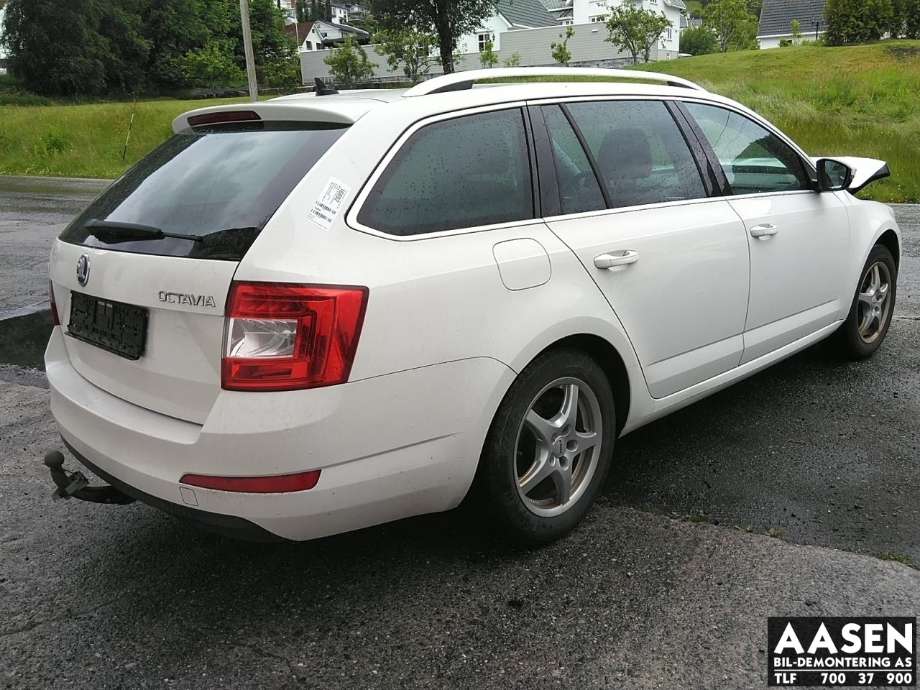 Škoda Octavia 2013-2016 (Type III, Fase 1) , Motorkode: CHP, Girkassekode: QRM