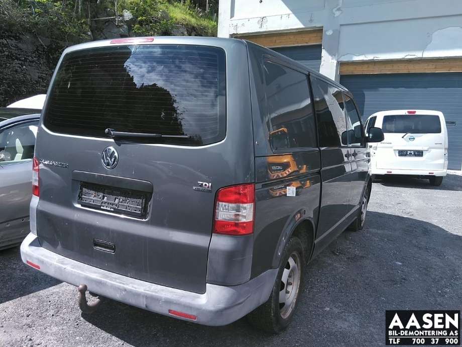 VW Transporter / Caravelle 2009-2015 (Fase 2) (T5) (T5), Motorkode: CFCA, Girkassekode: MKA