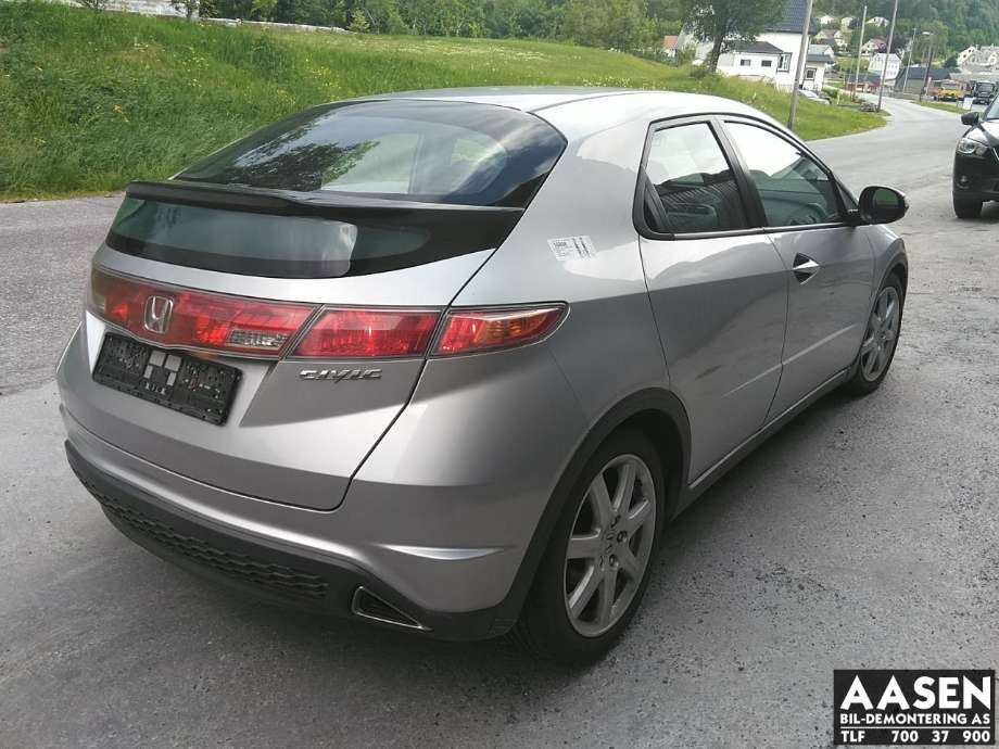 Honda Civic 2006-2011 (Type VIII) , Motorkode: R18A2, Girkassekode: