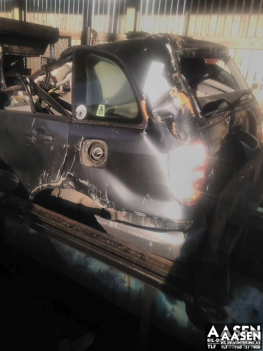 Toyota RAV4 2000-2006 (Type II) , Motorkode: 1CD-FTV, Girkassekode: