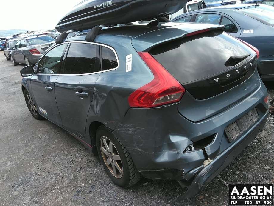 Volvo V40 2012-2019 , Motorkode: D4162T, Girkassekode: 1285218