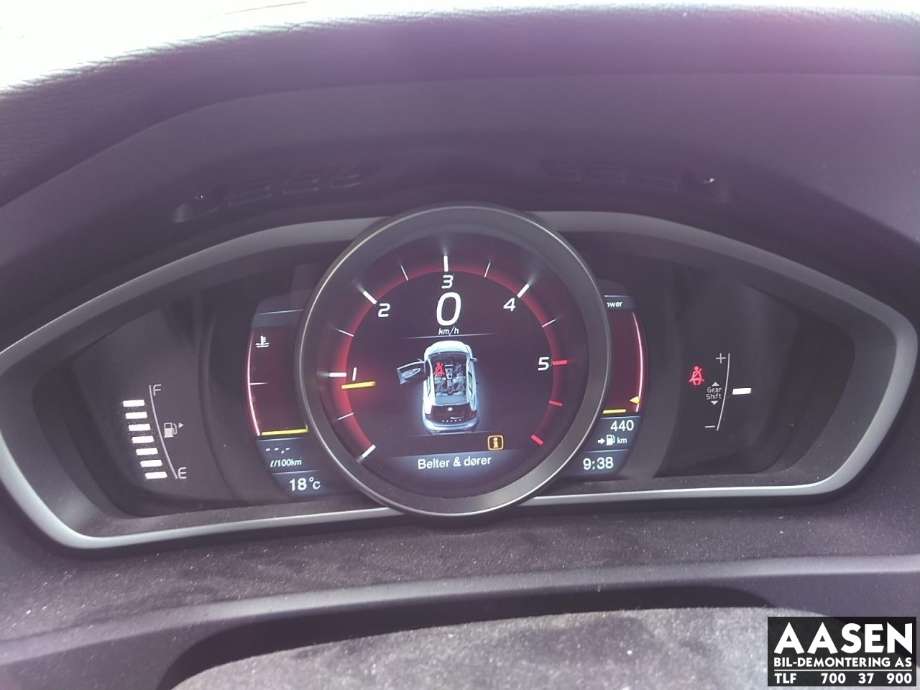 Volvo V40 2012-2019 , Motorkode: D4162T, Girkassekode: 1285218