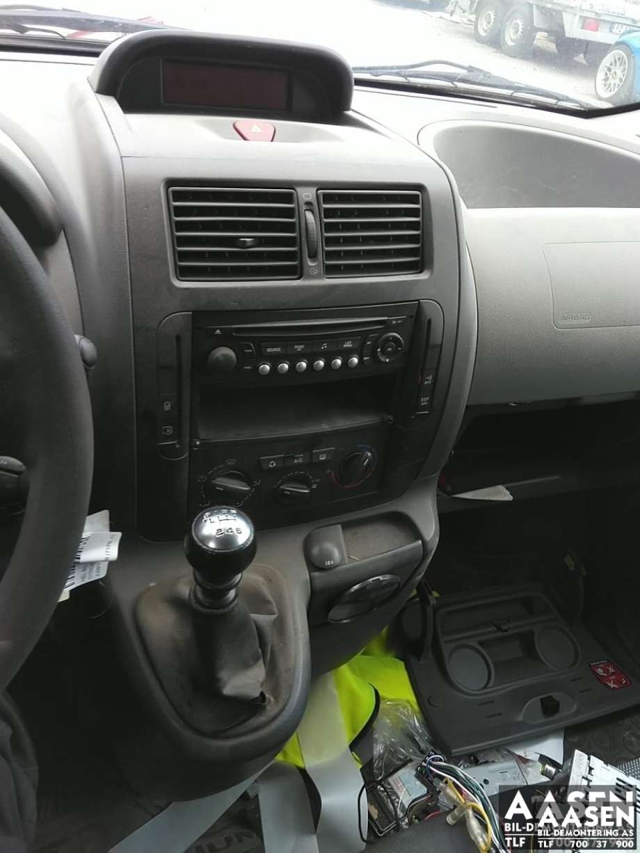 Citroën Jumpy 2007-2016 (Type II) , Motorkode: RHK, Girkassekode: