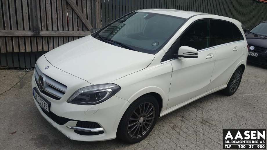 Mercedes B-Klasse, electric drive 2014-2018 (W242) (W242), Motorkode: EM0004, Girkassekode: 