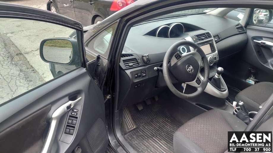 Toyota Verso 2009-2016 (Type III) , Motorkode: 1AD-FTV, Girkassekode: 