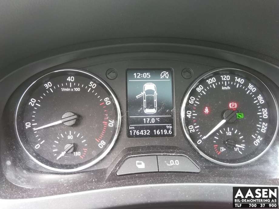 Škoda Rapid 2012-2019 , Motorkode: CAXA, Girkassekode: PWE