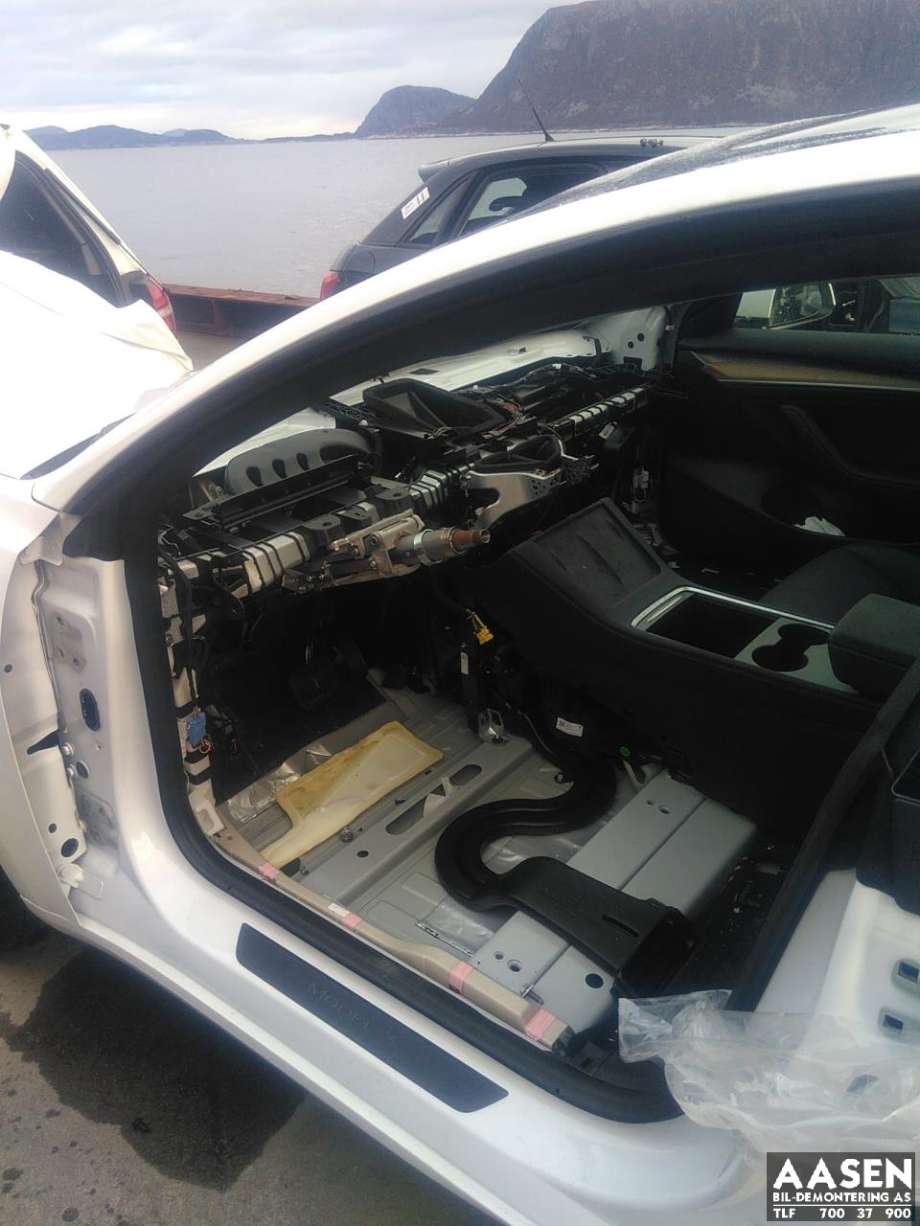 Tesla Model 3 2018-2023 (Fase 1) , Motorkode: 3D3|3D7, Girkassekode: 