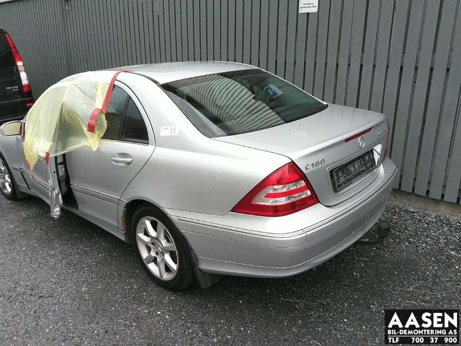 Mercedes C-Klasse 2004-2007 (Fase 2) (W203) (W203), Motorkode: 271 946, Girkassekode: 
