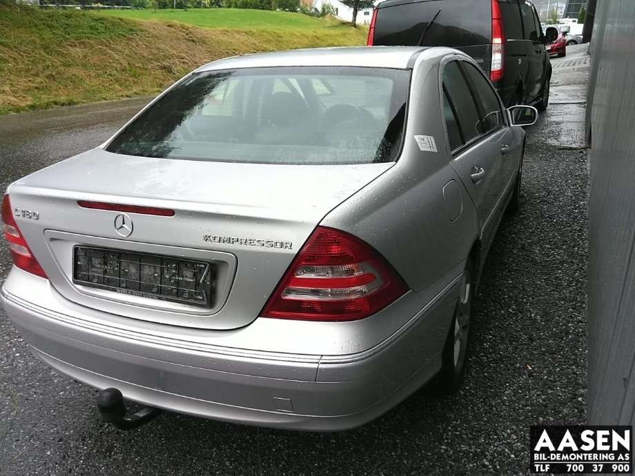 Mercedes C-Klasse 2004-2007 (Fase 2) (W203) (W203), Motorkode: 271 946, Girkassekode: 