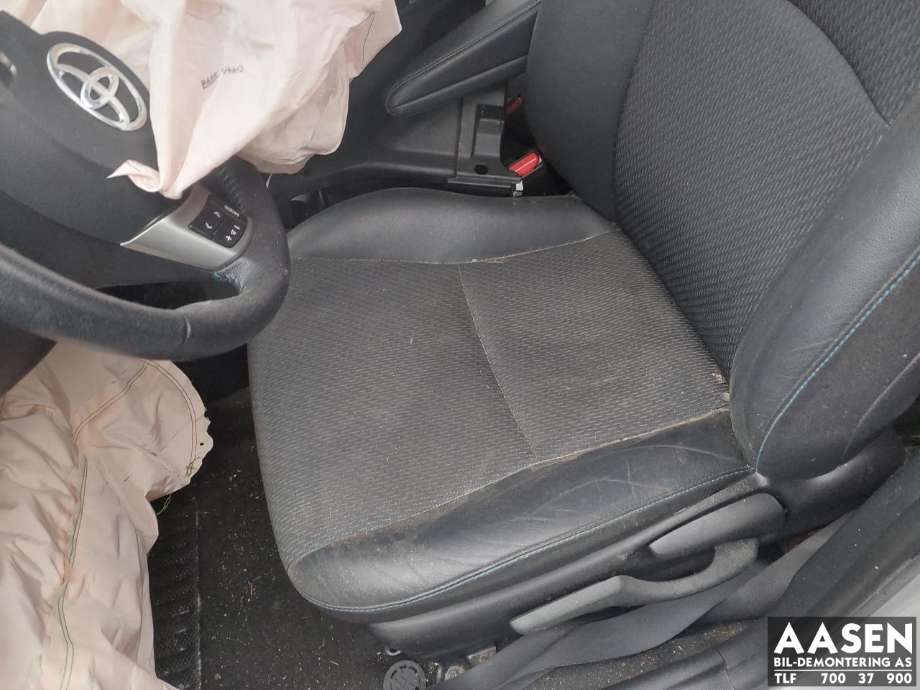Toyota Yaris 2012-2014 (Type III, Fase 1) , Motorkode: 1NZ-FXE, Girkassekode: