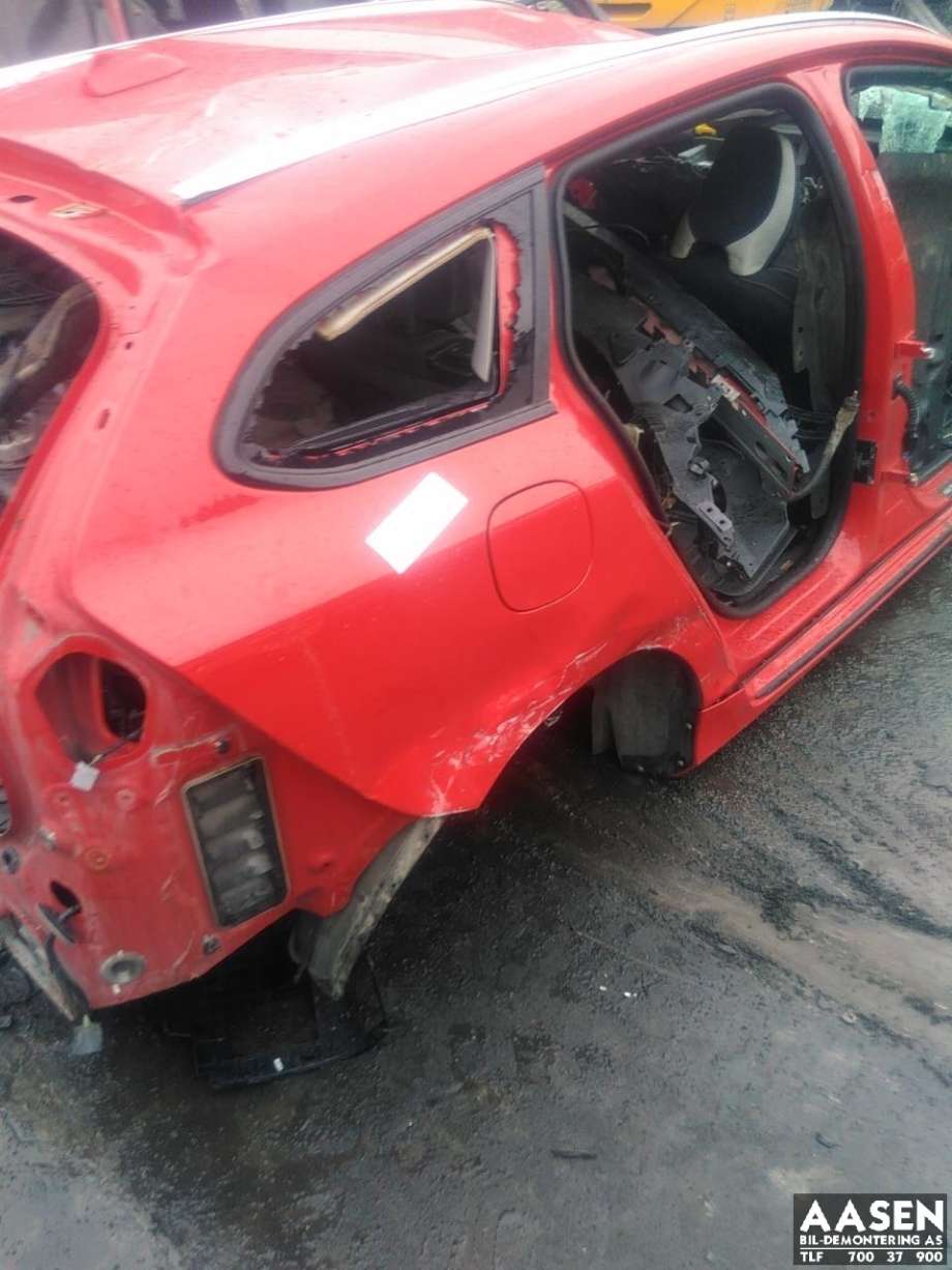 Volvo V60 2010-2013 (Type I, Fase 1) , Motorkode: D5204T2, Girkassekode: 1283142