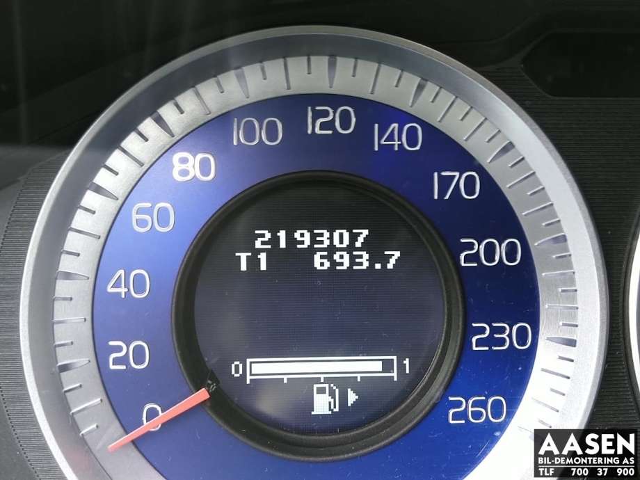 Volvo V60 2010-2013 (Type I, Fase 1) , Motorkode: D5204T2, Girkassekode: 1283142
