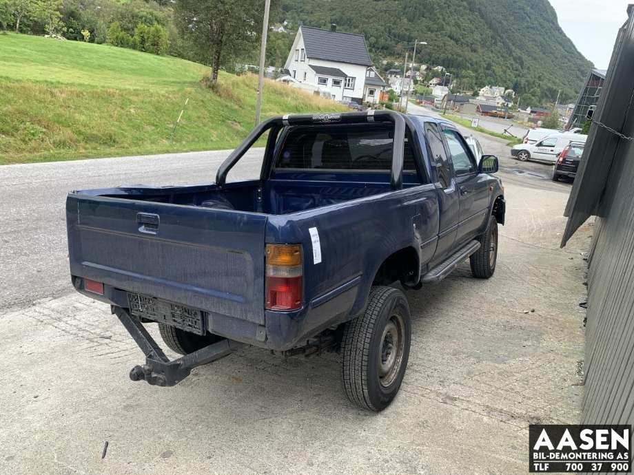 Toyota Hilux 1989-1997 , Motorkode: 2L-T, Girkassekode: