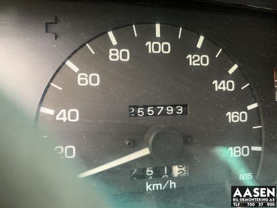 Toyota Hilux 1989-1997 , Motorkode: 2L-T, Girkassekode: