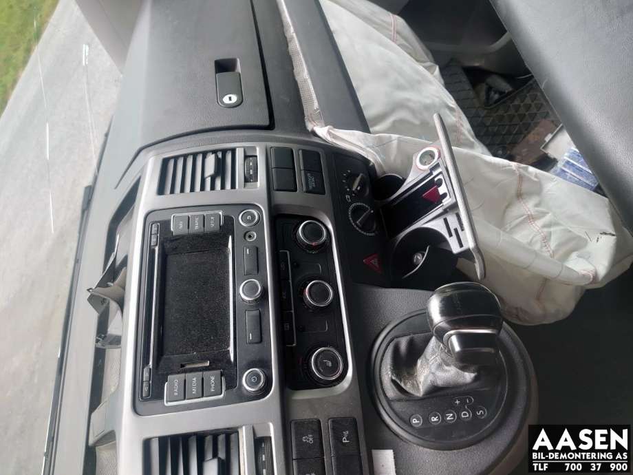 VW Transporter / Caravelle 2009-2015 (Fase 2) (T5) (T5), Motorkode: CFC, Girkassekode: NZR