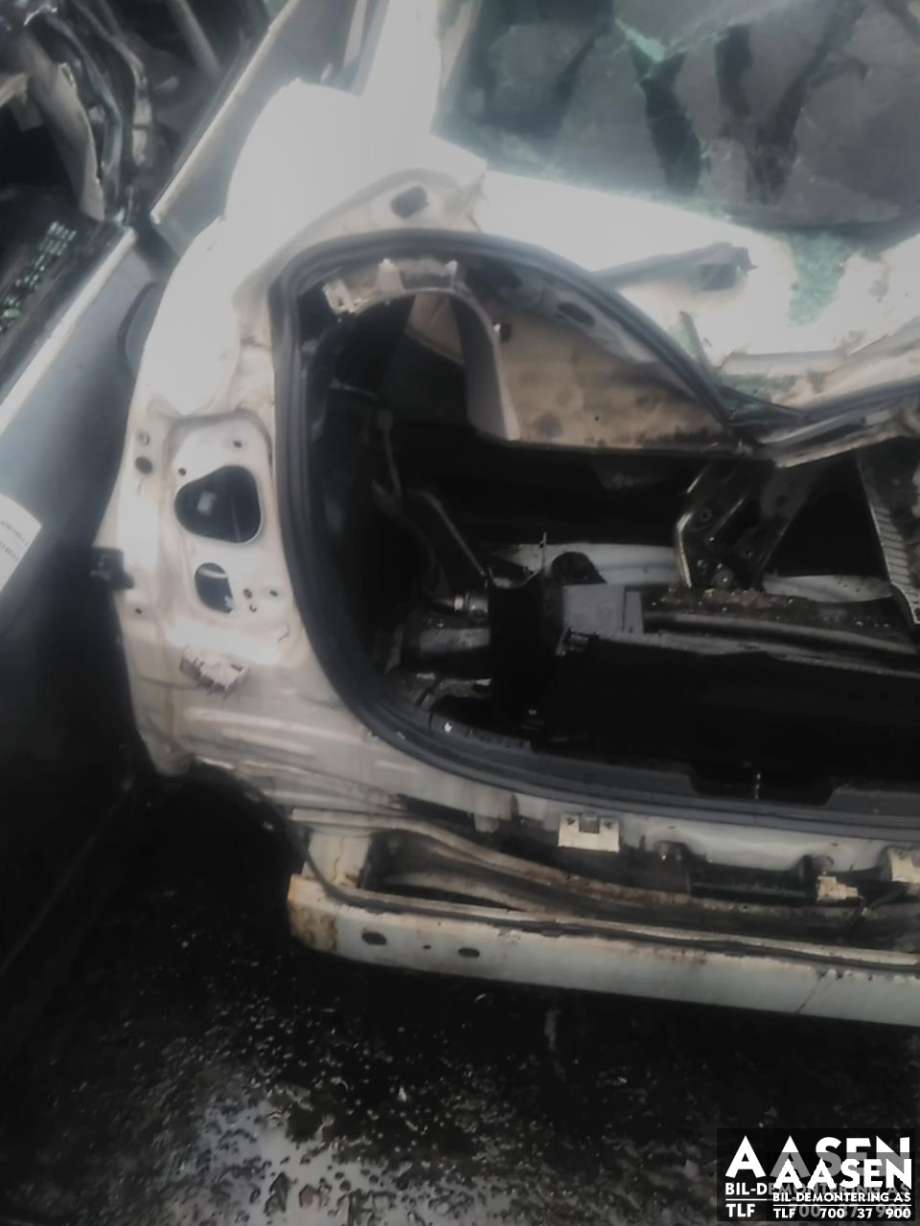 Toyota Yaris 2012-2014 (Type III, Fase 1) , Motorkode: 1NZ-FXE, Girkassekode: 