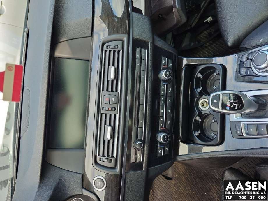 BMW 5-Serie 2010-2017 (F10/F11) (F10/F11), Motorkode: N57D30A, Girkassekode: GA8HP45Z
