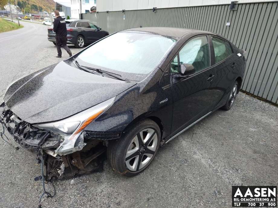 Toyota Prius 2016-2023 (Type IV) (combi) (combi), Motorkode: 2ZR-FXE, Girkassekode: 