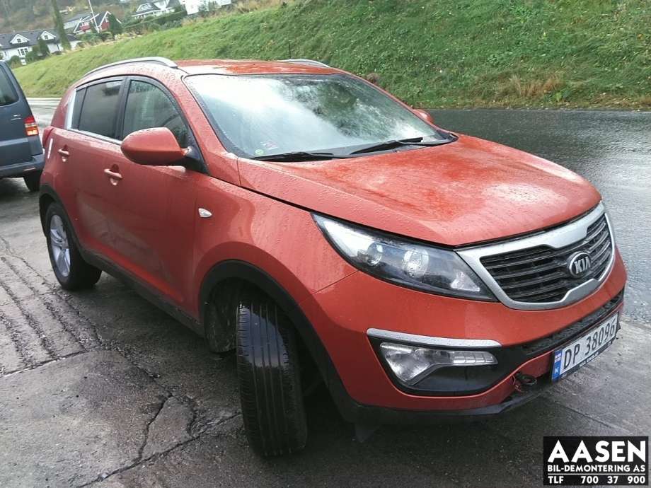 Kia Sportage 2010-2016 (Type III) , Motorkode: G4FD, Girkassekode: ZG76DJ207213