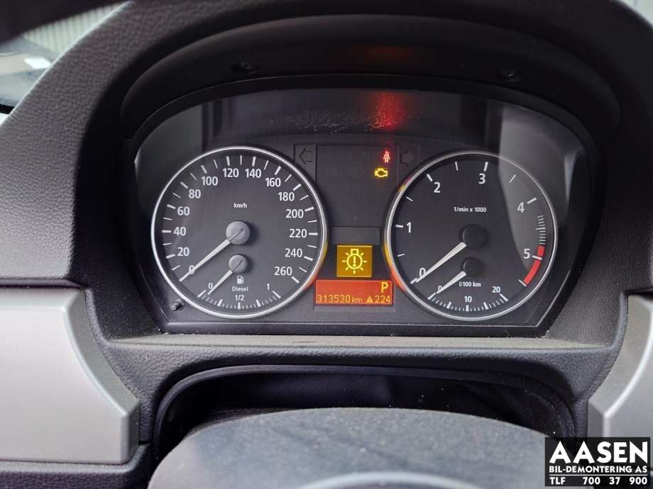 BMW 3-Serie 2005-2011 (E90/E91/E92/E93) (E90/E91/E92/E93), Motorkode: 204D4, Girkassekode: 