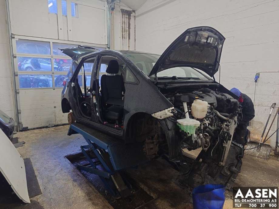 Toyota Verso-S 2011-2015 (COMBI) (COMBI), Motorkode: 1ND-TV, Girkassekode: 