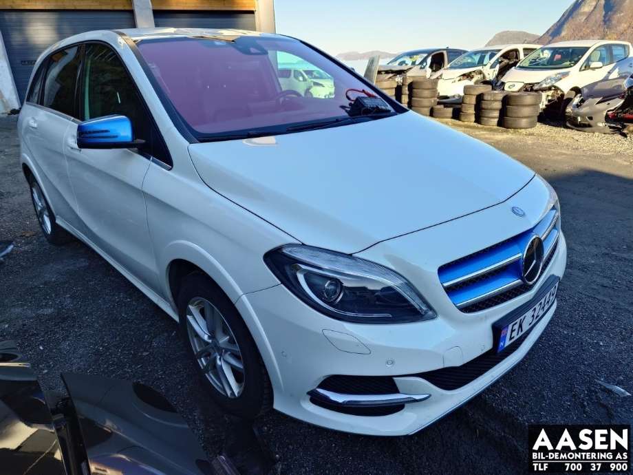 Mercedes B-Klasse, electric drive 2014-2018 (W242) (W242), Motorkode: EM0004, Girkassekode: 