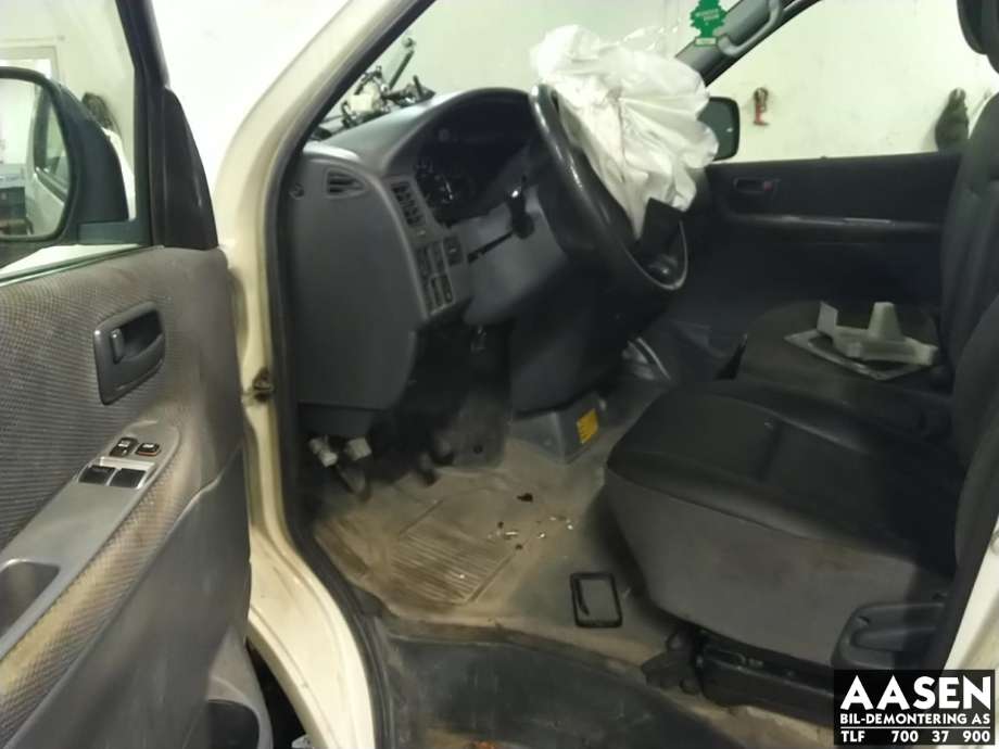 Toyota Hiace 2007-2012 (Fase 3) , Motorkode: 2KD-FTV, Girkassekode: 