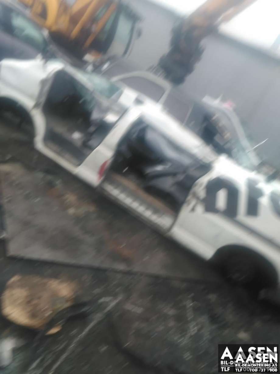 Toyota Hiace 2007-2012 (Fase 3) , Motorkode: 2KD-FTV, Girkassekode: 