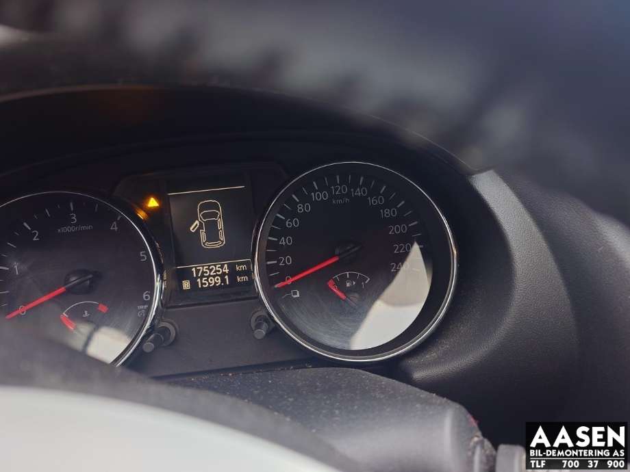 Nissan Qashqai 2010-2014 (Type I, Fase 2) , Motorkode: K9K, Girkassekode: 