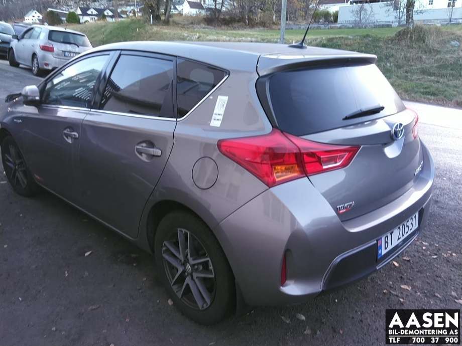 Toyota Auris 2015-2019 (Type II, Fase 2) , Motorkode: 2ZR-FXE, Girkassekode: 
