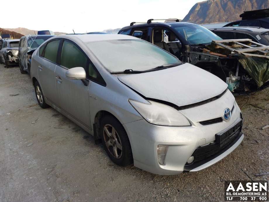 Toyota Prius 2009-2016 (Type III) (COMBI) (COMBI), Motorkode: 2ZR-FXE, Girkassekode: 