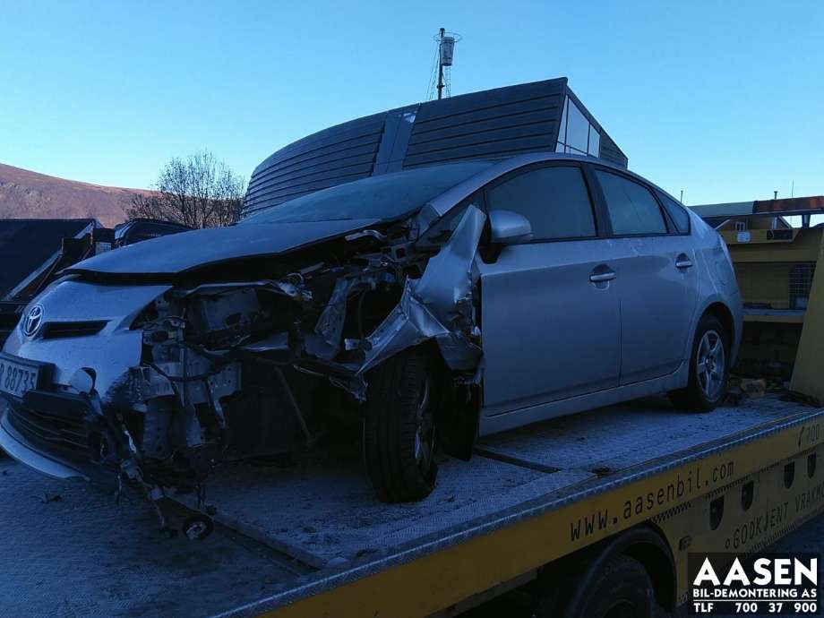 Toyota Prius 2009-2016 (Type III) (COMBI) (COMBI), Motorkode: 2ZR-FXE, Girkassekode: 