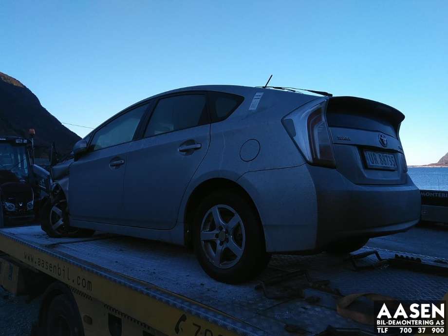 Toyota Prius 2009-2016 (Type III) (COMBI) (COMBI), Motorkode: 2ZR-FXE, Girkassekode: 
