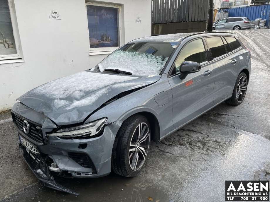 Volvo V60 / V60 CC 2018-->> (Type II) , Motorkode: B4204T46|ERAD_2|C-ISG, Girkassekode: 8-AUT 2WD / TG-81SD
