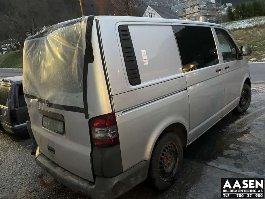 VW Transporter / Caravelle 2009-2015 (Fase 2) (T5) (T5), Motorkode: CAAC, Girkassekode: KQK