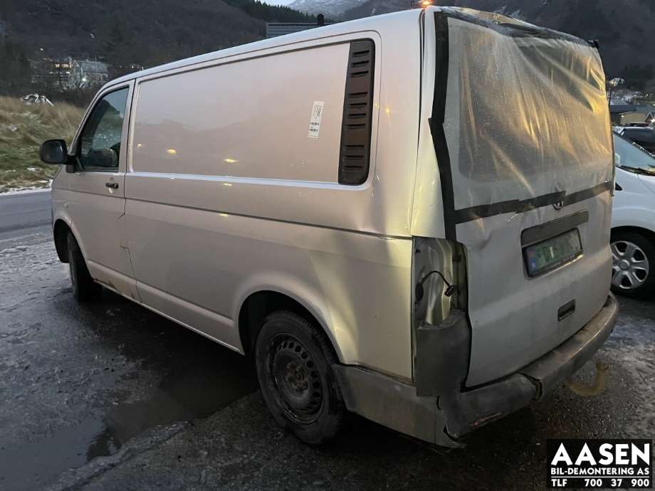 VW Transporter / Caravelle 2009-2015 (Fase 2) (T5) (T5), Motorkode: CAAC, Girkassekode: KQK