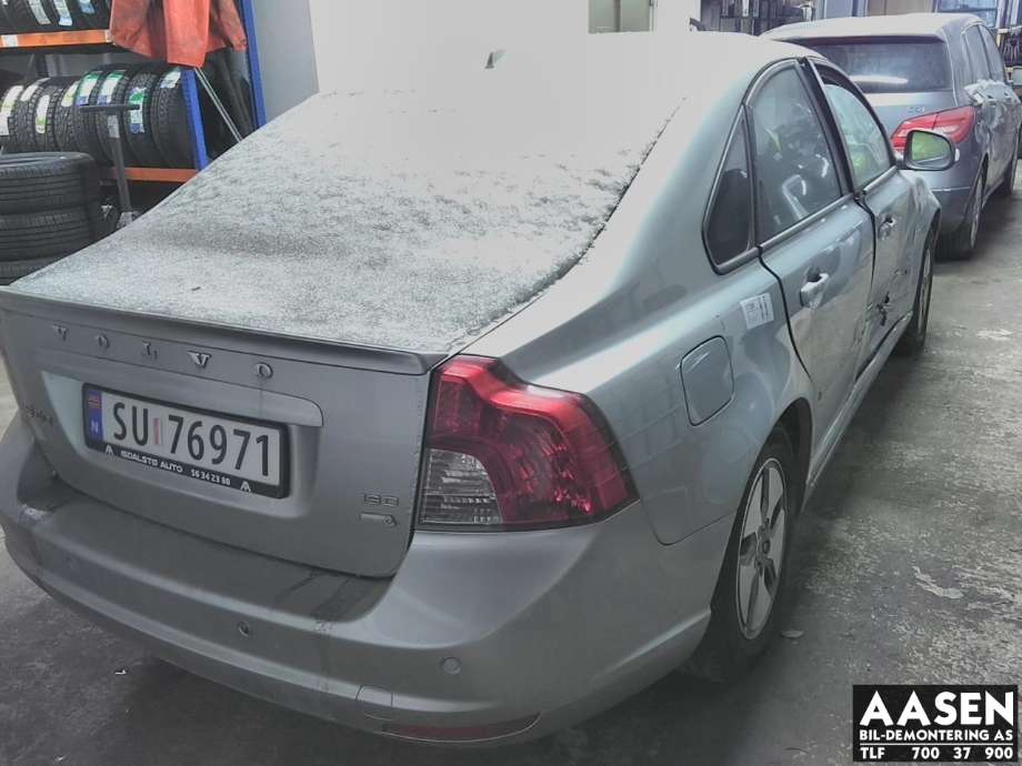 Volvo S40 2008-2012 (Type II, Fase 2) , Motorkode: D4164T, Girkassekode: 31259888