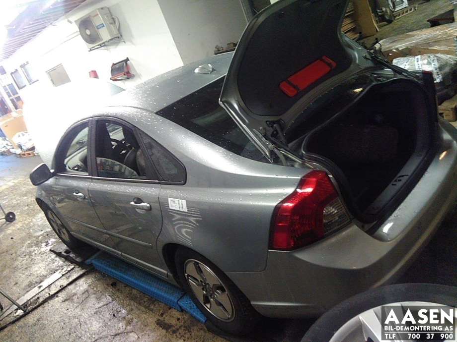 Volvo S40 2008-2012 (Type II, Fase 2) , Motorkode: D4164T, Girkassekode: 31259888