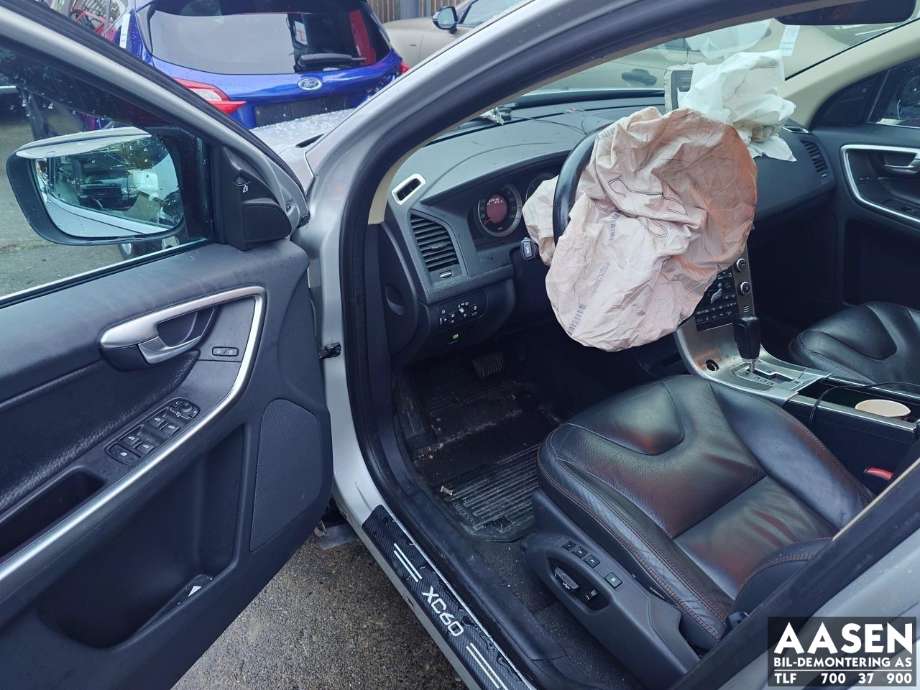 Volvo XC60 2008-2013 (Type I, Fase 1) , Motorkode: D5244T16, Girkassekode: 31259367