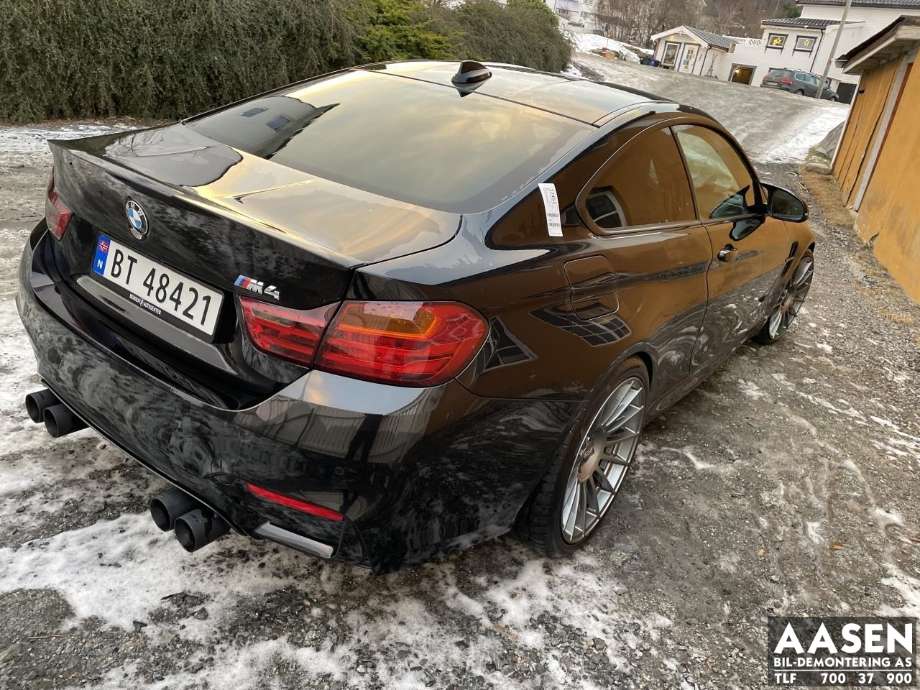 BMW M4 2014-2020 (F82/F83) (F82/F83), Motorkode: S55B30A, Girkassekode: AAW