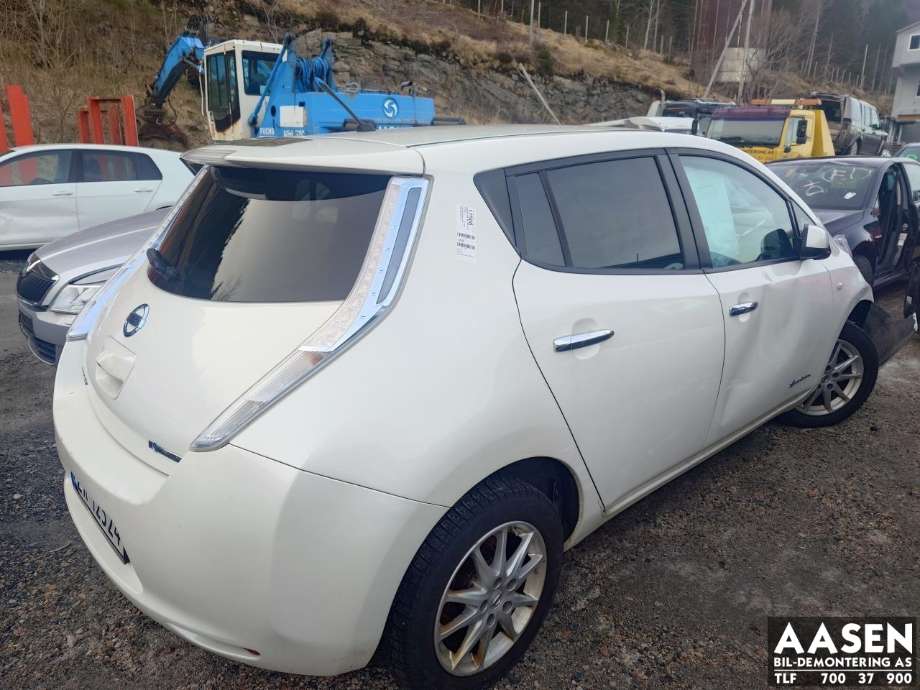 Nissan Leaf 2011-2017 (Type I) , Motorkode: EM57, Girkassekode: 