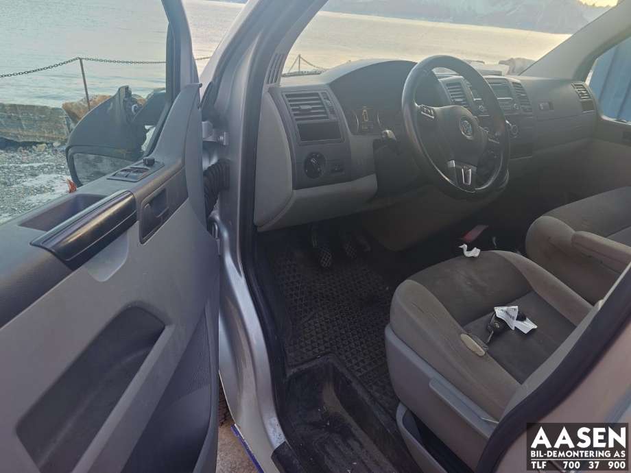 VW Transporter / Caravelle 2009-2015 (Fase 2) (T5) (T5), Motorkode: CAA, Girkassekode: 