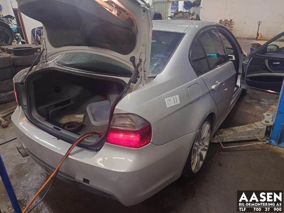 BMW 3-Serie 2005-2011 (E90/E91/E92/E93) (E90/E91/E92/E93), Motorkode: 204D4, Girkassekode: 