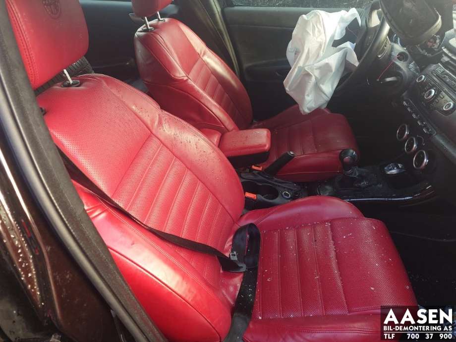 Alfa Romeo Giulietta 2010-2018 , Motorkode: 1739648, Girkassekode: 