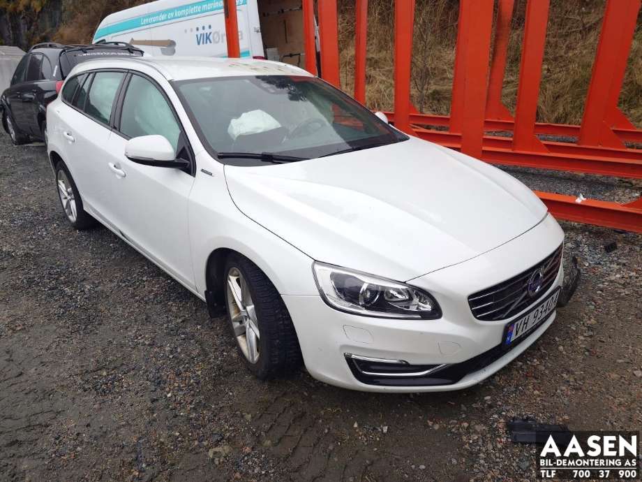 Volvo V60/V60 CC 2013-2018 (Type I, Fase 2) , Motorkode: D5244T20|VOLVO E1, Girkassekode: 1285033