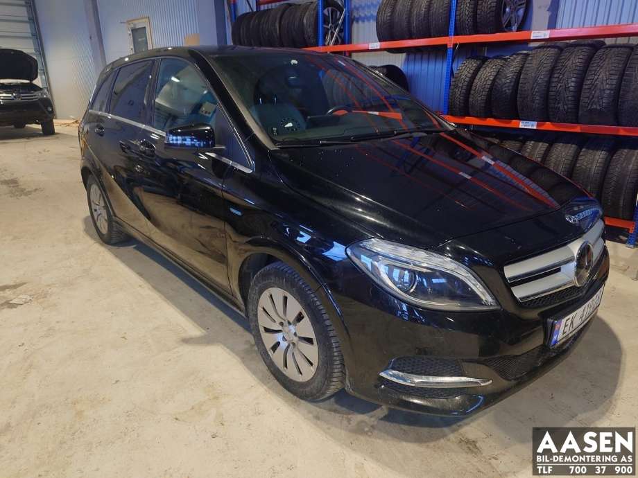 Mercedes B-Klasse, electric drive 2014-2018 (W242) (W242), Motorkode: EM0004, Girkassekode: 