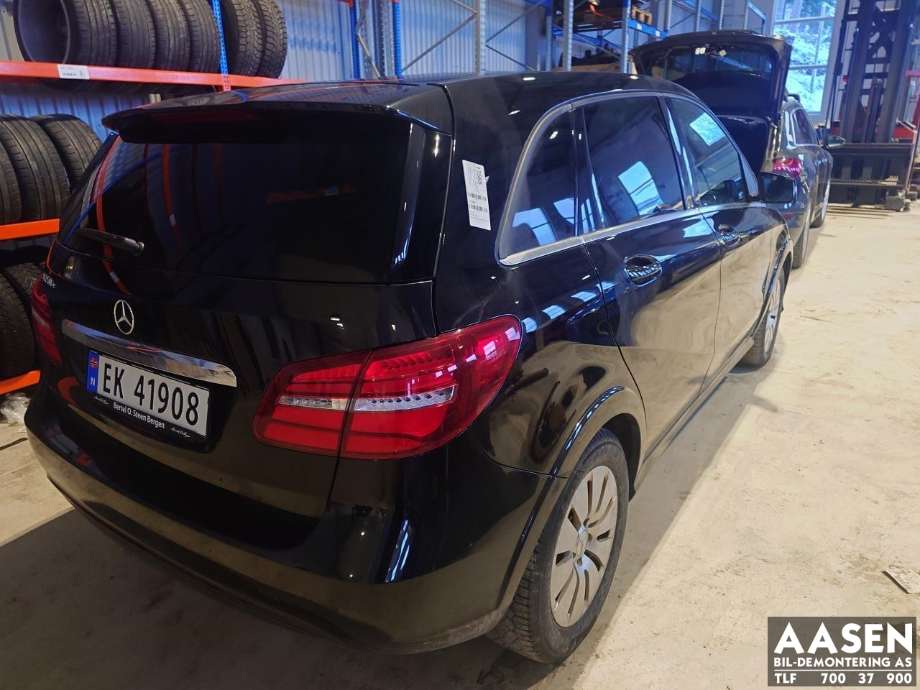 Mercedes B-Klasse, electric drive 2014-2018 (W242) (W242), Motorkode: EM0004, Girkassekode: 